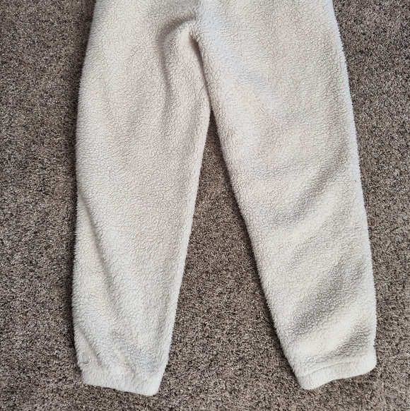 Athleta Girl Cream Sherpa Jogger Pants Size 12 - Picture 6 of 6